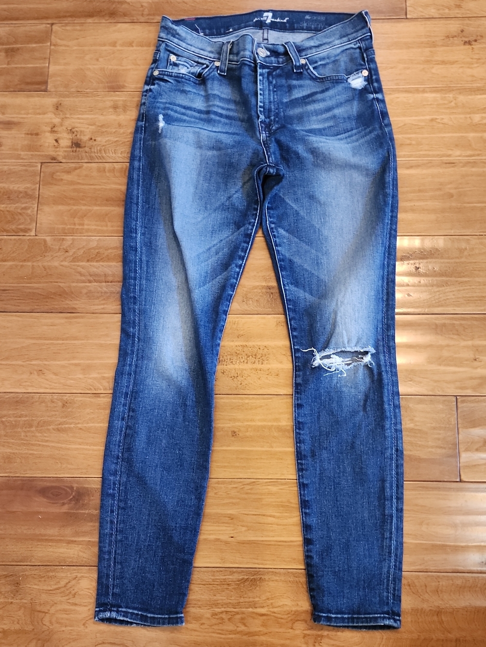 7 For All Mankind Distressed "The Ankle Skinny" Jeans 26